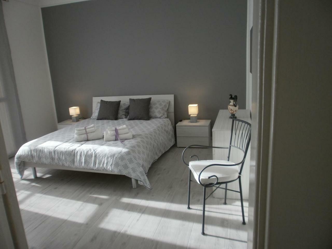 Casa Fean - Posto Auto Riservato Apartment Syracuse Exterior photo